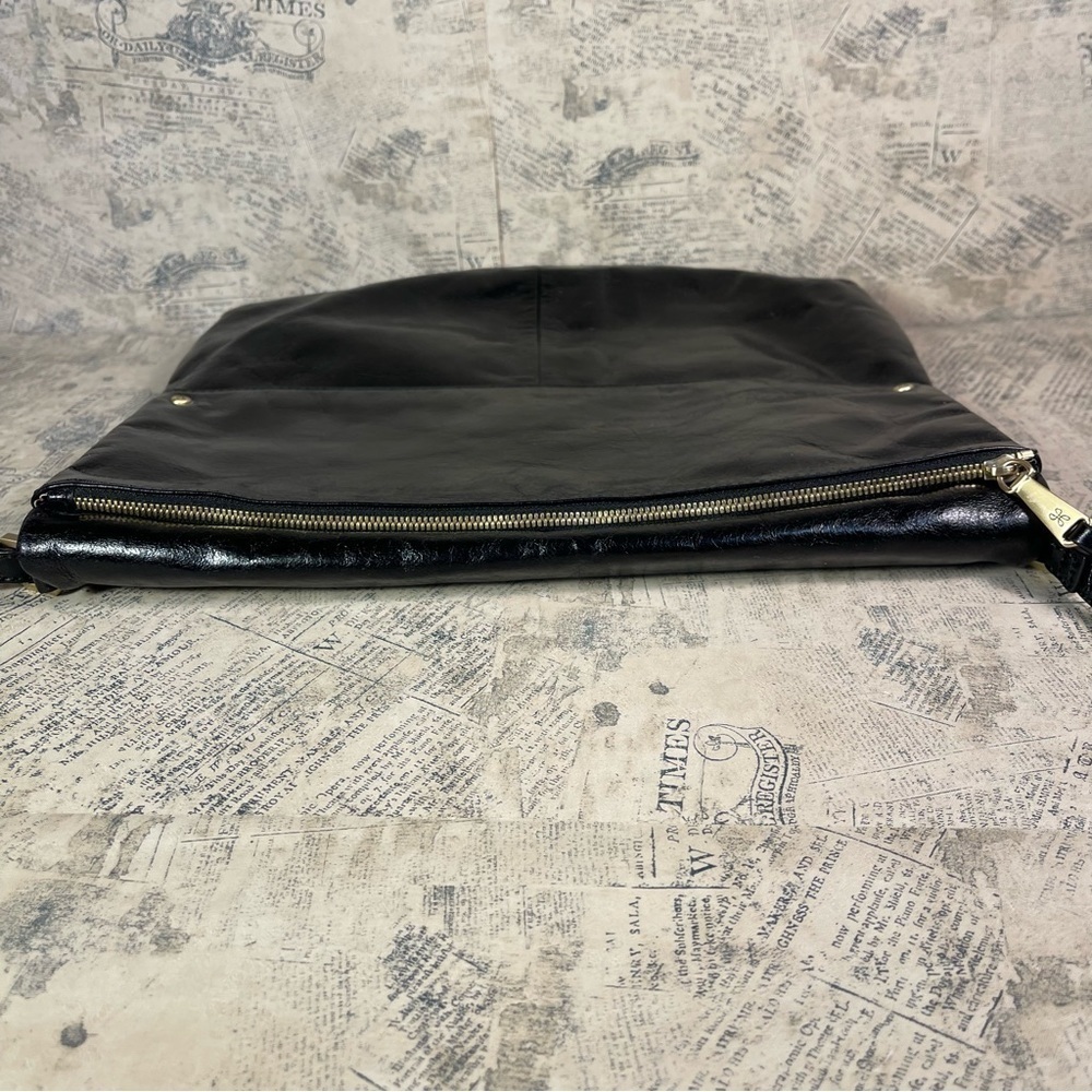 HOBO Vintage Hide Black Leather Crossbody Shoulder Bag Soft Distressed Leather - Picture 7 of 15